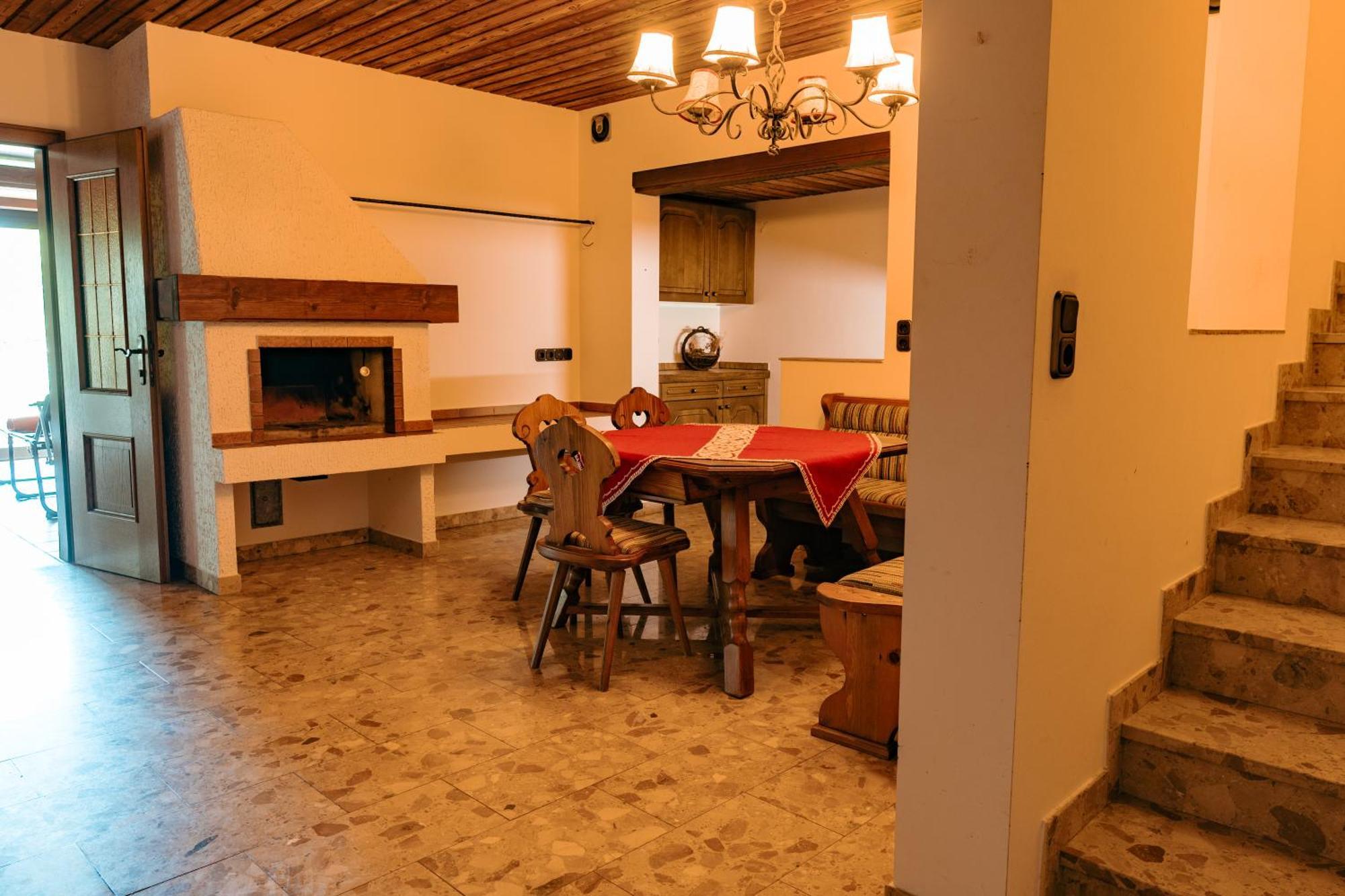 Villa Big Quiet With Garden And Pool